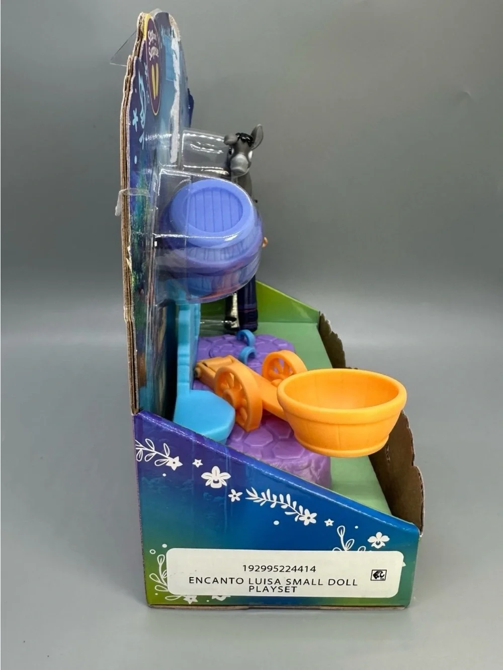 Disney Encanto Luisa Madrigal Super Strength Set - New